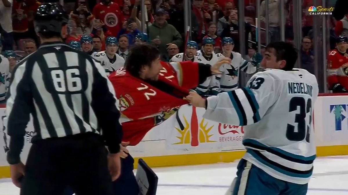 GOALIE FIGHT!!!!!!