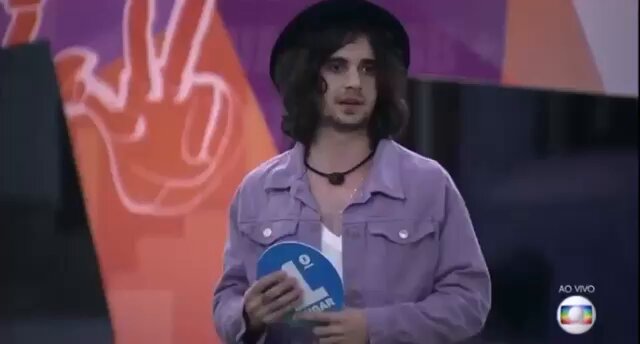 tiago: quem não vai ganhar? fiuk: pô tiagão… ai tu me complica… muito difícil falar isso porque aqui todo mundo merece tiago: sim, MAS QUEM NÃO VAI GANHAR? e assim nasceu esse esporro icônico ao vivo no jogo da discórdia #bbb26