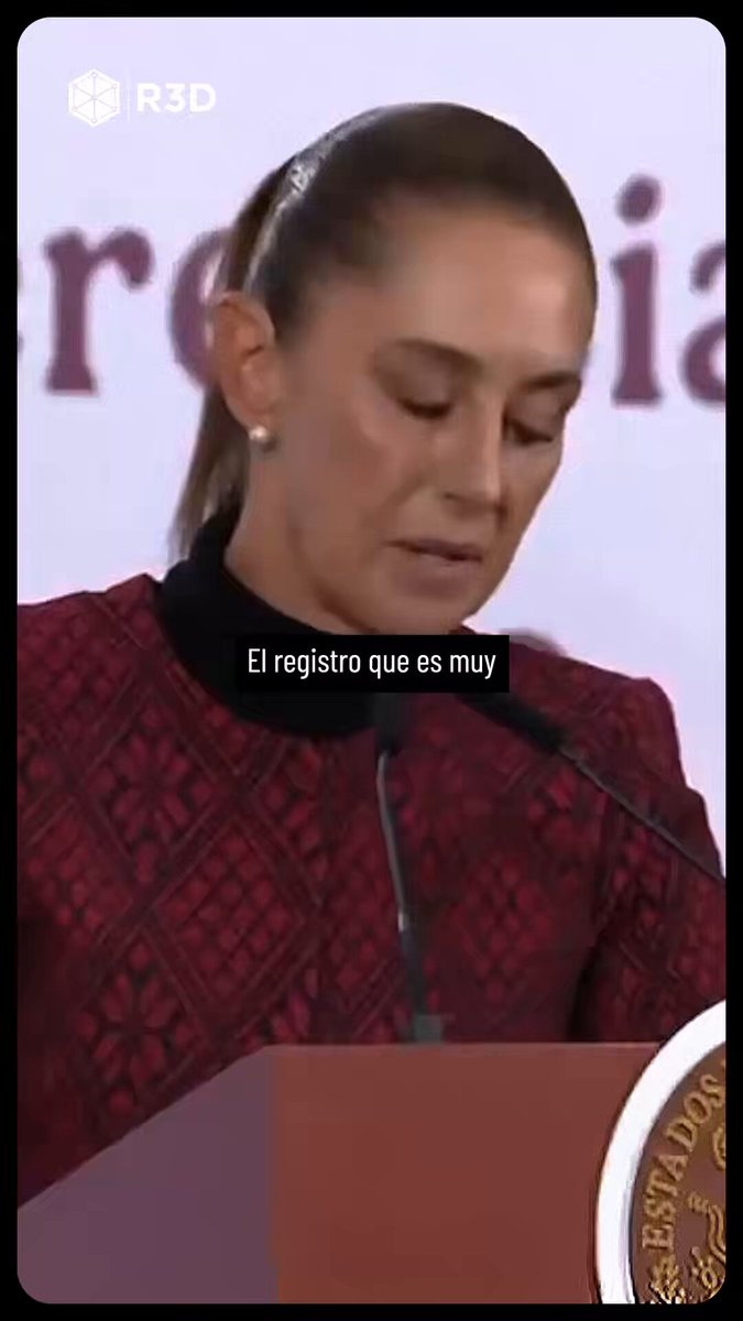 Las autoridades quieren desviar la discusión del registro obligatorio de líneas telefónicas con el argumento de que es “por seguridad”, pero no hay evidencia de que este tipo de acciones disminuya las actividades delictivas. Esto solo creará bases de datos masivas y centralizadas que, en detrimento de la protección de nuestra privacidad, hará más fácil el monitoreo y vigilancia de la ciudadanía por parte de las autoridades.