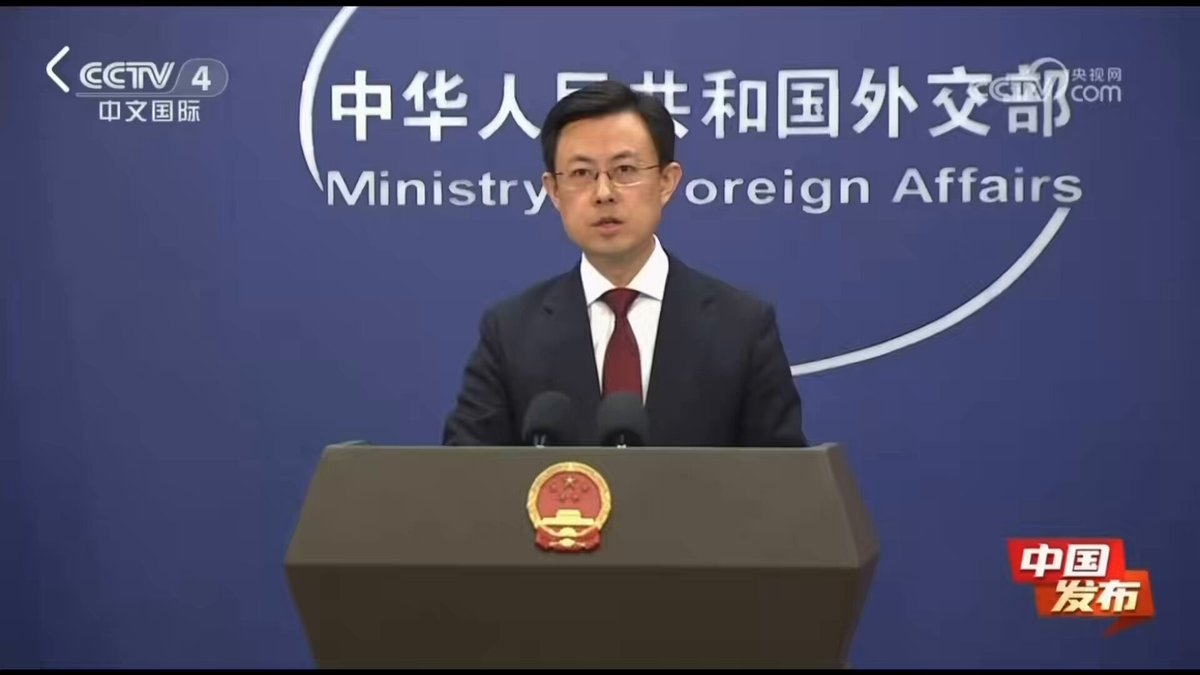 从习近平和普京对待格陵兰并入美国这件事上的不同态度，可以看出很多时候，俄罗斯还是能和美国找到共识的，而共产中国完全就是为了反西方价值观而存在的。这种不同体现在政治抱负上区别就很明显：普京只追求强大的俄罗斯，其最高的追求也不过是恢复苏联时期的国际地位。他只想要苏联的国际地位，并不想改变世界秩序，说白了，普京的诉求只是利益，仍然建立在可以讨论的基础上。而习近平可是要建立人类命运共同体的，其实这也不是中国传统的强国诉求，中国传统的强国观念也不过是万邦来朝，要的只是面子，相当无害。而所谓的建立命运共同体，不就是把“赤旗插遍世界”换了一个马甲重新上线么？