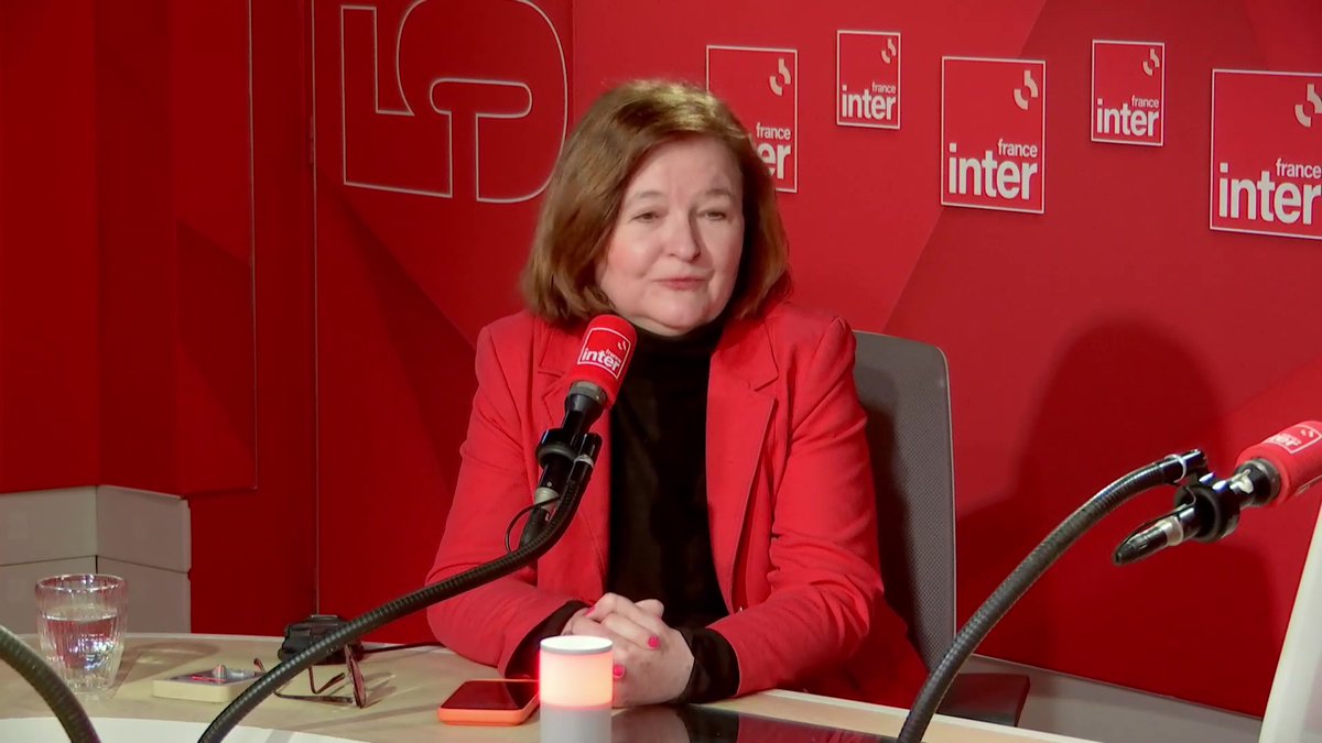 “[Avec Donald Trump], on est dans le racket. […] Soit on se fait respecter, soit on sort de l’Histoire”. L’eurodéputée Nathalie Loiseau appelle à sortir de “l’éducation positive” avec le président des États-Unis et faire preuve de fermeté ➡️