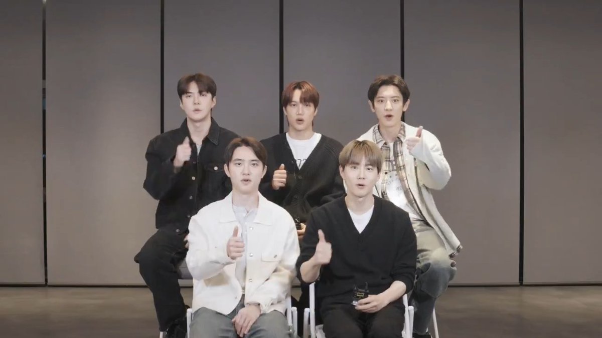 ◤ #EXO ◢ The 8th Album 『REVERXE』が配信中✨ リード曲「Crown」は、 大切な人を王冠に喩えた歌詞に注目👑 配信を記念して、直筆サイン入りアルバムが 当たるキャンペーンも!😻 続きはスレッドから👇🏻 #My推し_EXO EXO_NEWS_JP