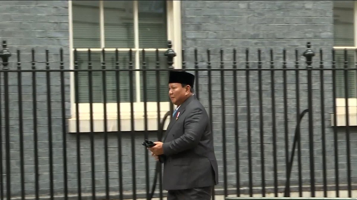 Indonesia's Prime Minister Prabowo Subianto has arrived at Number 10 to meet with Sir Keir Starmer. 📺 Sky 501, Virgin 602, Freeview 233 and YouTube