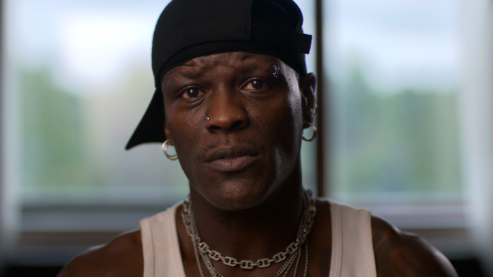 Rhea Ripley: “It was just like a wave of sadness kind of took over everyone here in the WWE.” Cody Rhodes: “Can’t touch him. We need R-Truth.” R-Truth was taking his daughter to dance when he found out he was getting released 💔 WWE: Unreal Season 2 is now playing.
