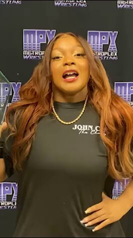 Maya World (maya world 🤩) accepts her 2025 Fightful Award for Independent Wrestler of the Year!