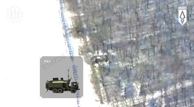 ❗️The 🇺🇦429th Separate Brigade of Strike UAVs «ACHILLES» successfully tracked and delivered a series of strikes against the 🇷🇺Russian «Borisoglebsk-2» electronic warfare system on the Vovchansk direction.
