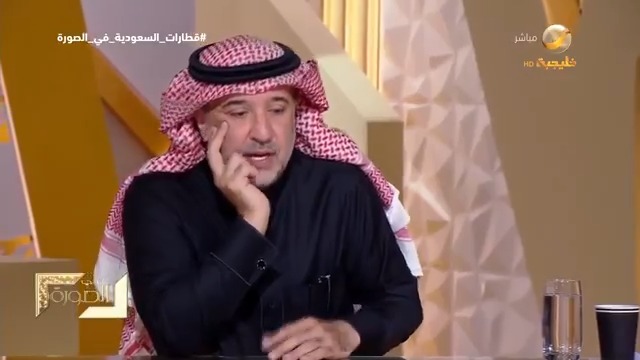 الرئيس التنفيذي للخطوط الحديدية: التحالف الصيني رفض استخدام المحتوى المحلي لإنشاء #الجسر_البري + لم يكونوا متحمسين للمشروع؛ و هذا سبب التعثر. يقول: قسمنا المشروع على 4 مراحل.. وسوف ينتهي قبل 2034م.