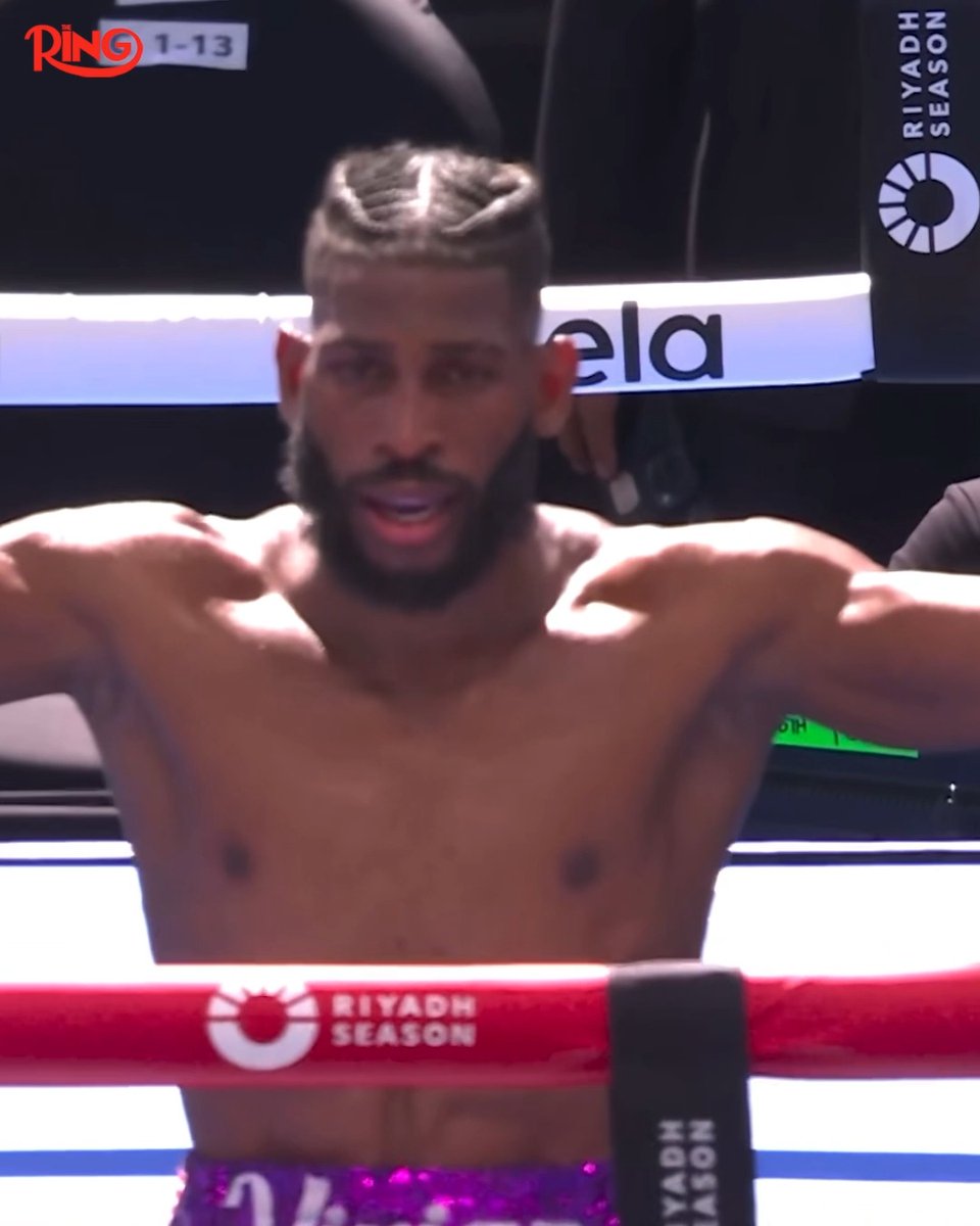 Andy Cruz broke Antonio Moran’s nose with a huge right hand, then stopped him in stunning fashion 🩸 Cruz looks to become world champion in just his seventh pro fight against Raymond Muratalla this Saturday on DAZN 📺