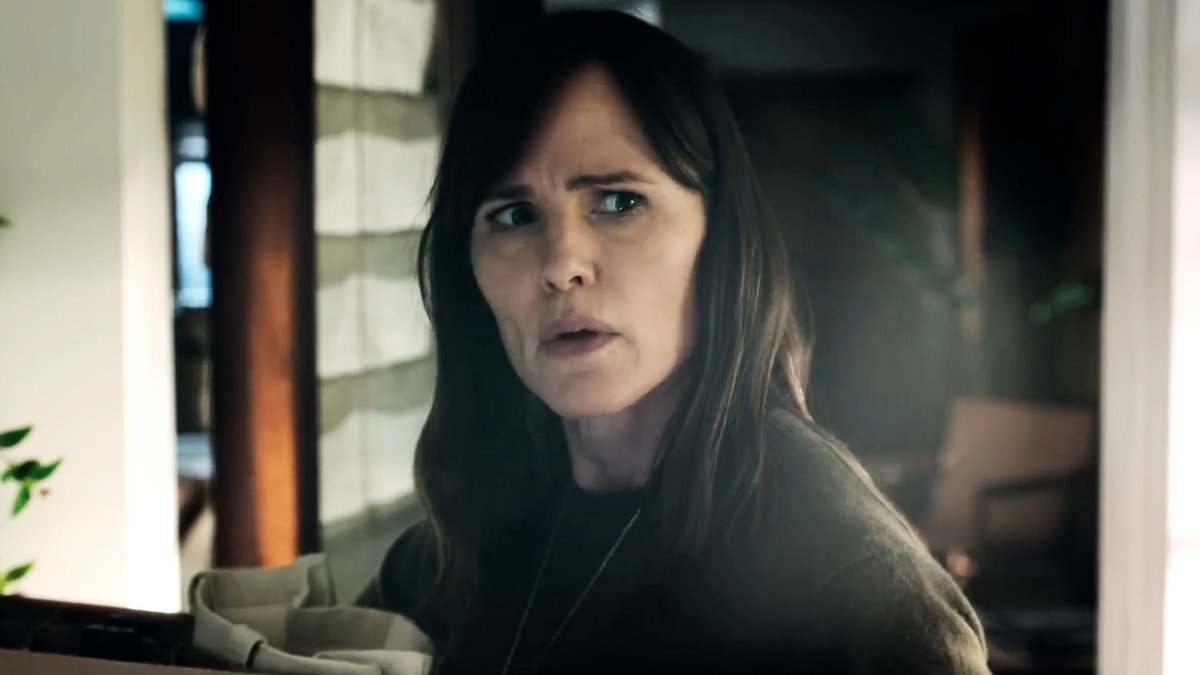 Jennifer Garner stars in the official trailer for #TheLastThingHeToldMe: Season 2. Premiering February 20 on Apple TV.