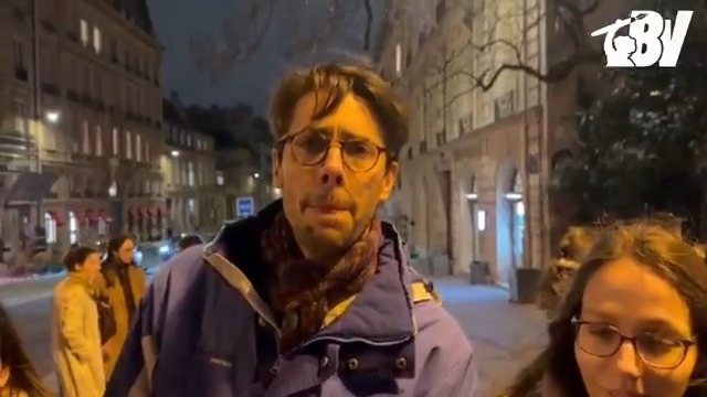 « Je pense qu’ils ne prennent pas la mesure de la transgression de cette loi sur l’euthanasie » estime Axel. « Il s’agit de tuer les malades, les personnes fragiles. C’est un texte de mort. »