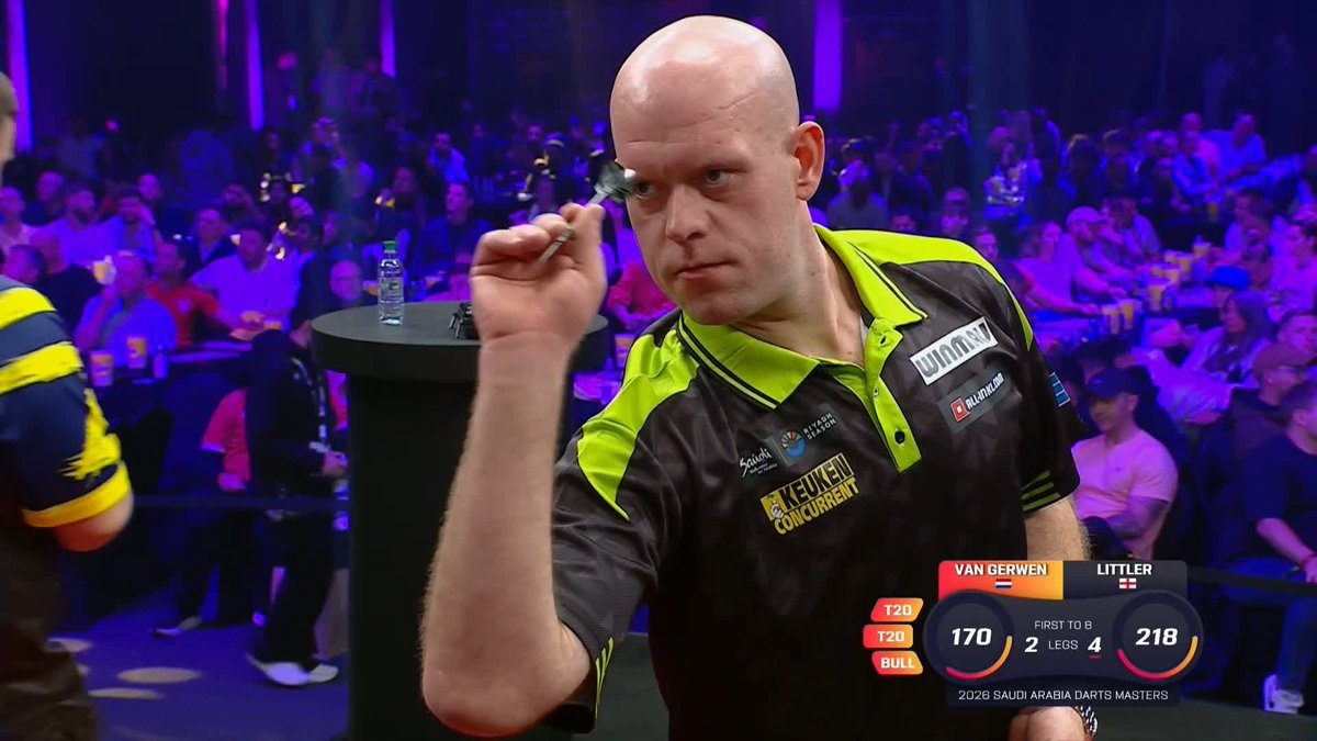 VAN GERWEN FIGHTING BACK! Michael van Gerwen is right back in this match! The Dutchman makes it three legs without reply to reduce the arrears to 4-3! 📺 #RiyadhSeasonDarts