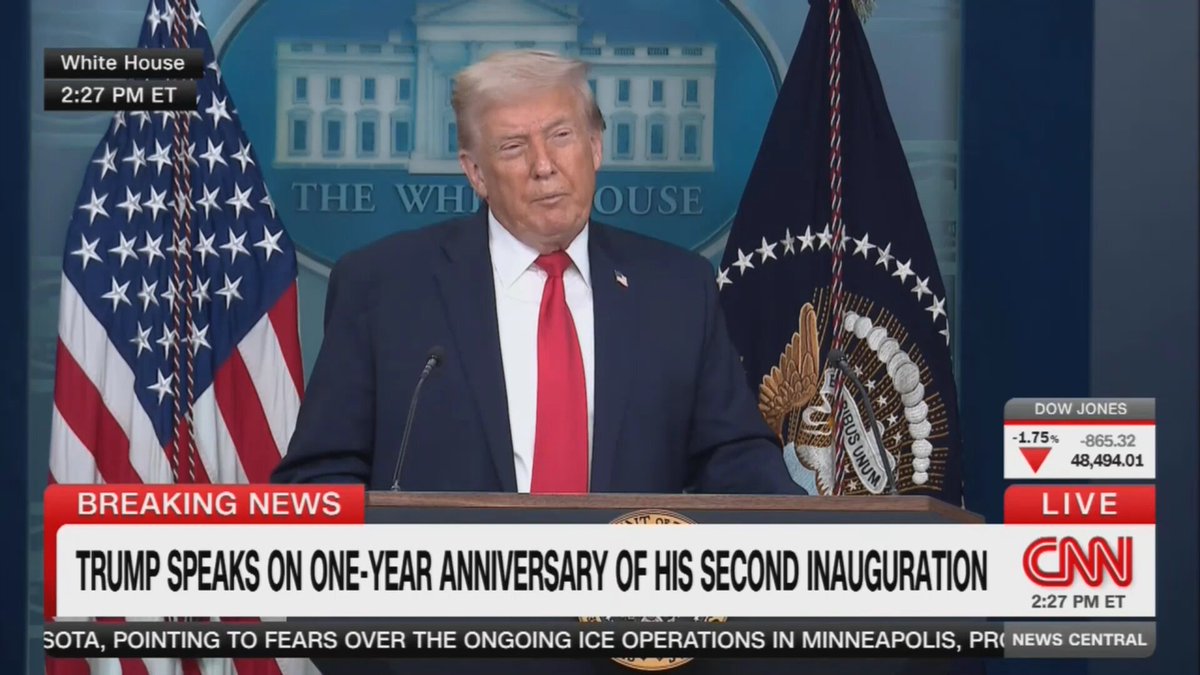 🚨 PRESIDENT TRUMP: “Somalians — you know what they’re good at? The ONLY thing they’re good at is PIRATING SHIPS AT SEA.” That, and stealing BILLIONS in US taxpayer dollars via fraud. Send them ALL back to pirate land.