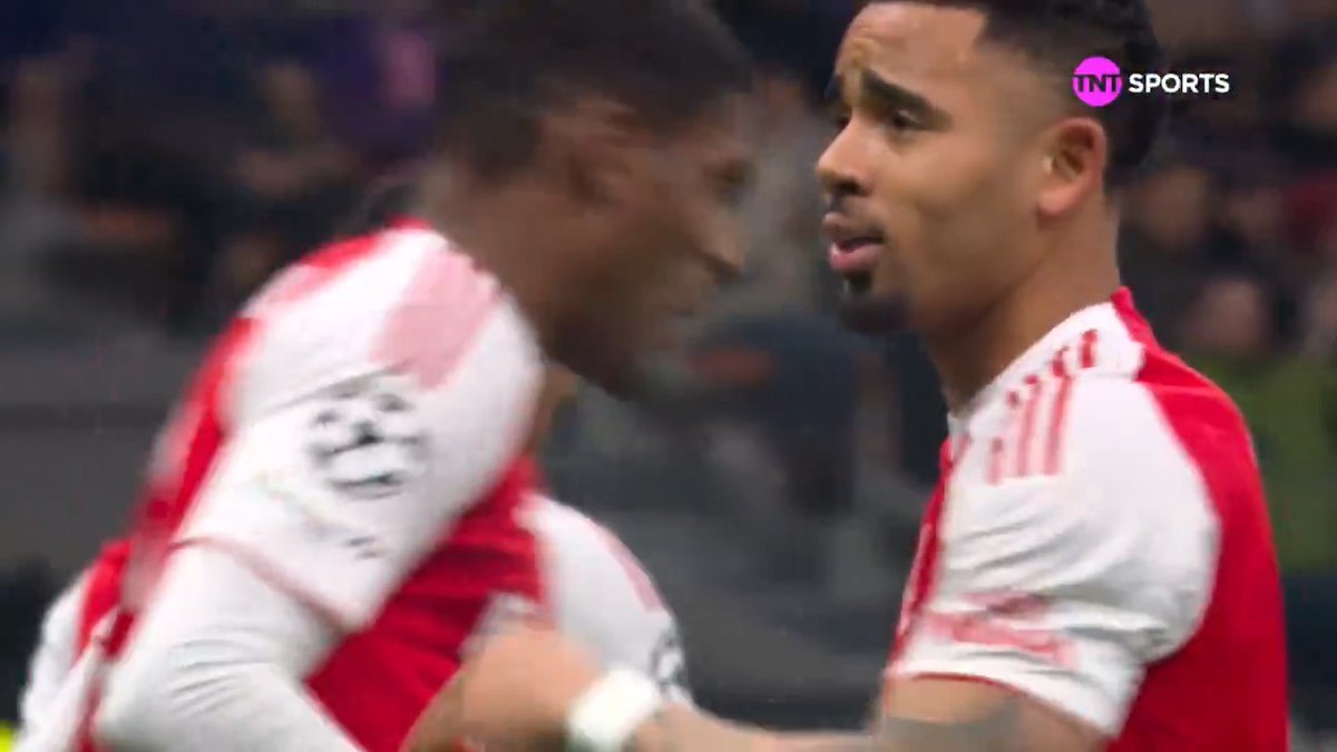 ALÔ, ANCELOTTI?! 📞🇧🇷 Gabriel Jesus volta a ser titular na Champions League após um ano fora com lesão e ABRE O PLACAR para o Arsenal. ‼️TÁ AO VIVO! Veja Inter x Arsenal AGORA na HBO Max Brasil ( #CasaDaChampions #HBOMax #TR #MFM 🎙️ Ennio Ricanelo