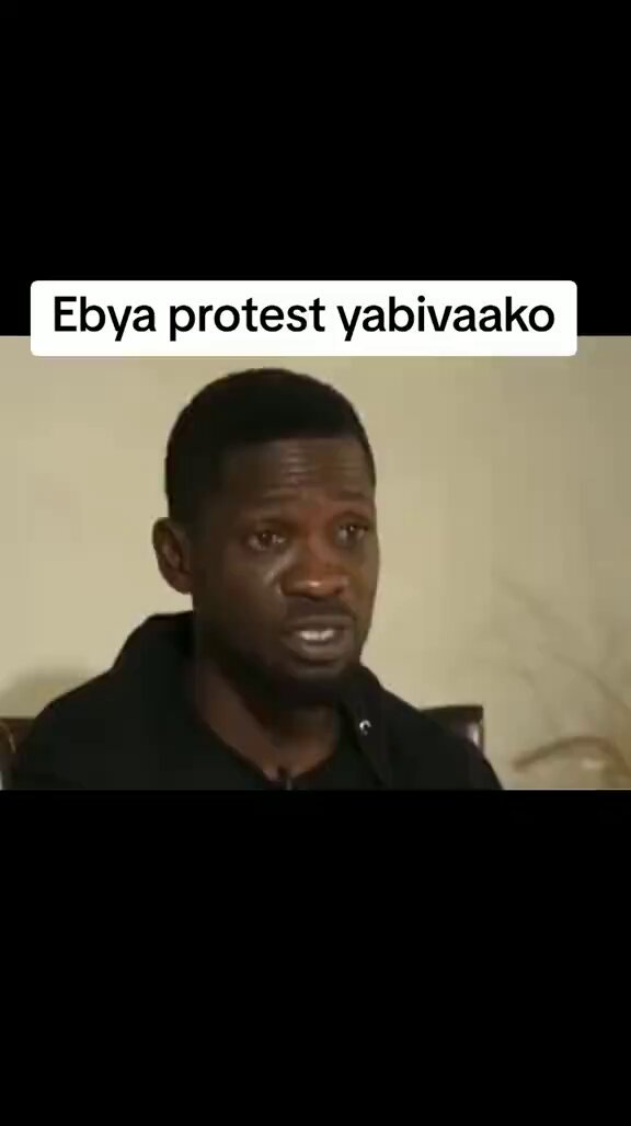 Kyagulanyi Bobi Wine unknowingly goes off script during AlJazeera interview Al Jazeera PR Hasn't changed clothes yet he escaped in Suit , Ssebo Protest Vote mye , Besigye was real opposition 🫣 Frame 1 Black clothes Frame 2 Suit #UgandaElections #ugdecides2026 #المغرب_السنغال