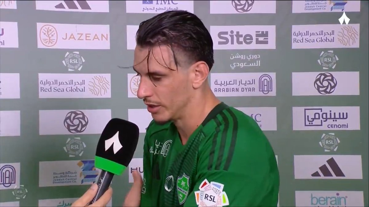 🚨🎙️ روجير إيبانيز : في الشوط الأول لم نقدم أداء جيد لكن بعد غرفة الملابس صححنا مايمكن إصلاحه أنا سعيد وفخور جدًا بوصولي إلى 100 مباراة بقميص الأهلي ، شرف كبير أن أكون جزءًا من هذا الفريق وأتمنى أن ألعب مئة أو مئتي مباراة أخرى. 😍💚
