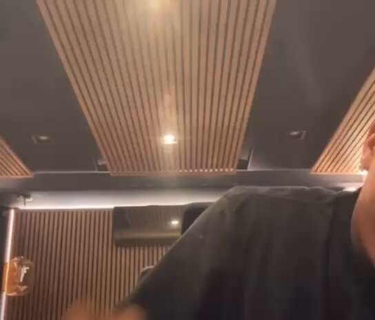 Brandão fez uma live no Instagram apenas para mostrar que estava no estúdio com a Desiree, e desejou uma boa noite pra geral. KKKKKKKKKKKKKKKKKKKKKKKKKKKKKKKKKKKKKKKKKKKKKKKKKKKKKKKKKKKKKKKKKKKKKKKKKKKKKKKKKKKKKKKKKKKKKKKKKKKKKK