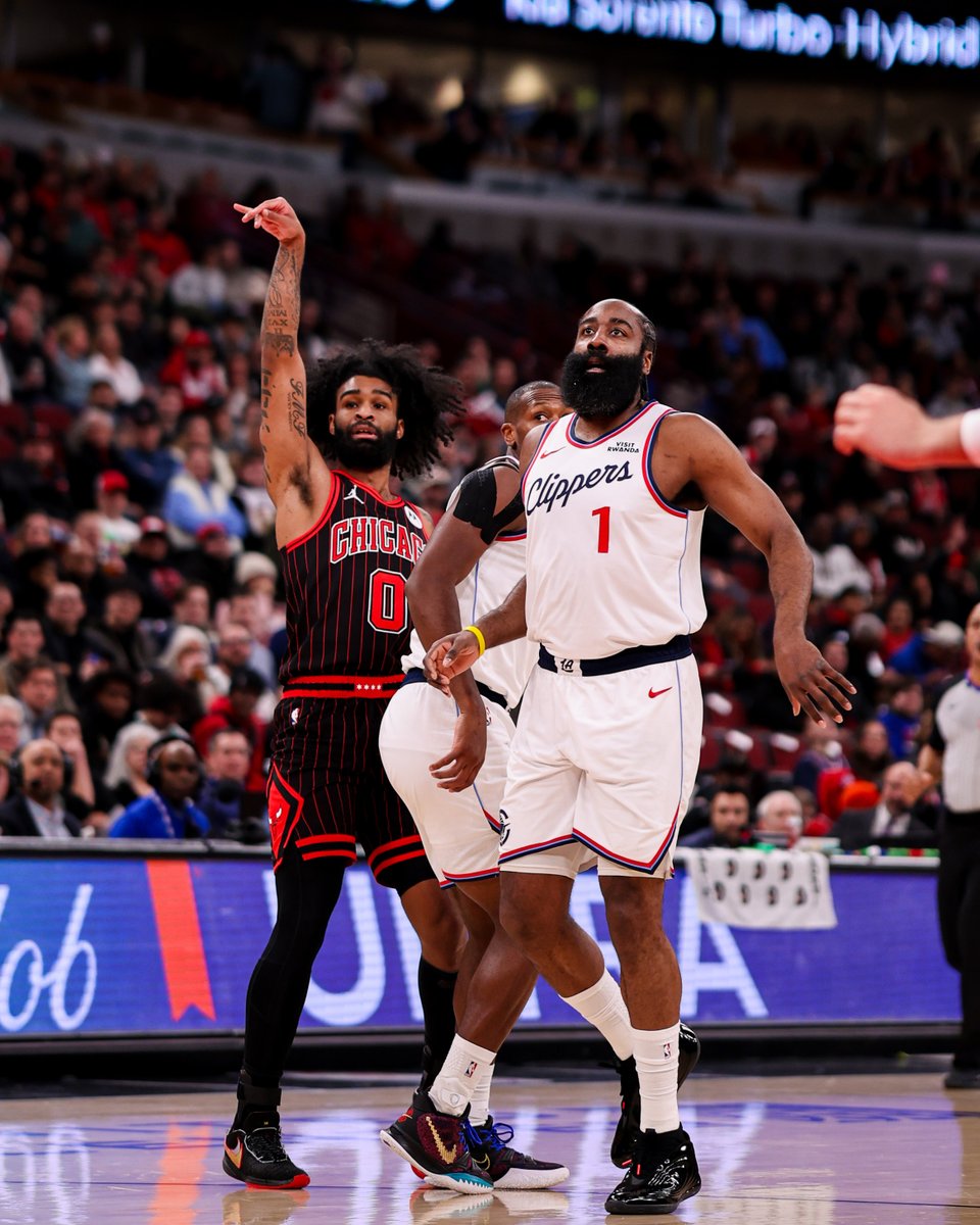 All 25 three-pointers from tonight's W.