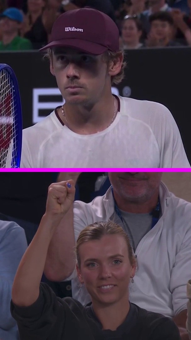 Alex de Minaur had Katie Boulter and Rod Laver Arena 𝙛𝙞𝙧𝙚𝙙 𝙪𝙥 after this break point! 🔥 #AusOpen
