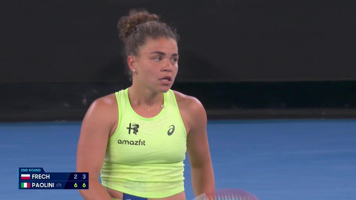 Paolini POWER 💣 The no.7 seed through the third round in straight sets. Wide World of Sports • ESPN • TNT Sports • WOWOWテニス • #AO26