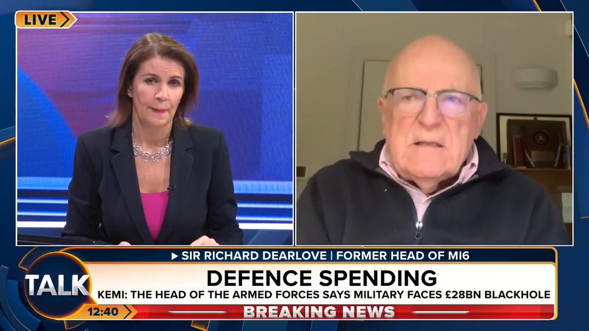🚨 "The whole of the British Armed Forces could sit in the Manchester United football stadium. We need boots on the ground!" Former Head of MI6 Sir Richard Dearlove says he is in favour of conscription in order to "build up our armed forces". Julia Hartley-Brewer
