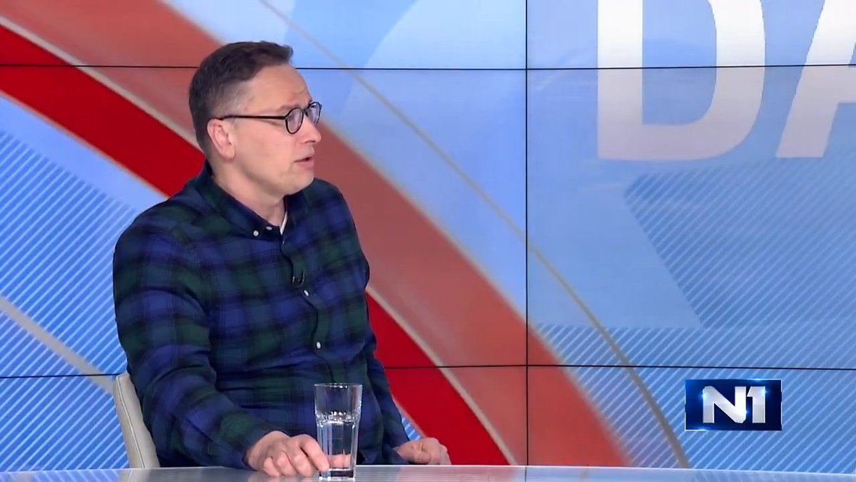 "Nesumnjivo je da ponovo ulazimo u spiralu nasilja, ali tako vam je kada posipate bisere pred svinje. Šta znaju kriminalci na vlasti šta je obrazovanje, šta je autonomija univerziteta, to njima ništa ne znači", prokomentarisao je upad policije na Filozofski fakultet u Novom Sadu profesor Ognjen Radonjić, gostujući u #DanUživo sa Maja Dragić 🍓
