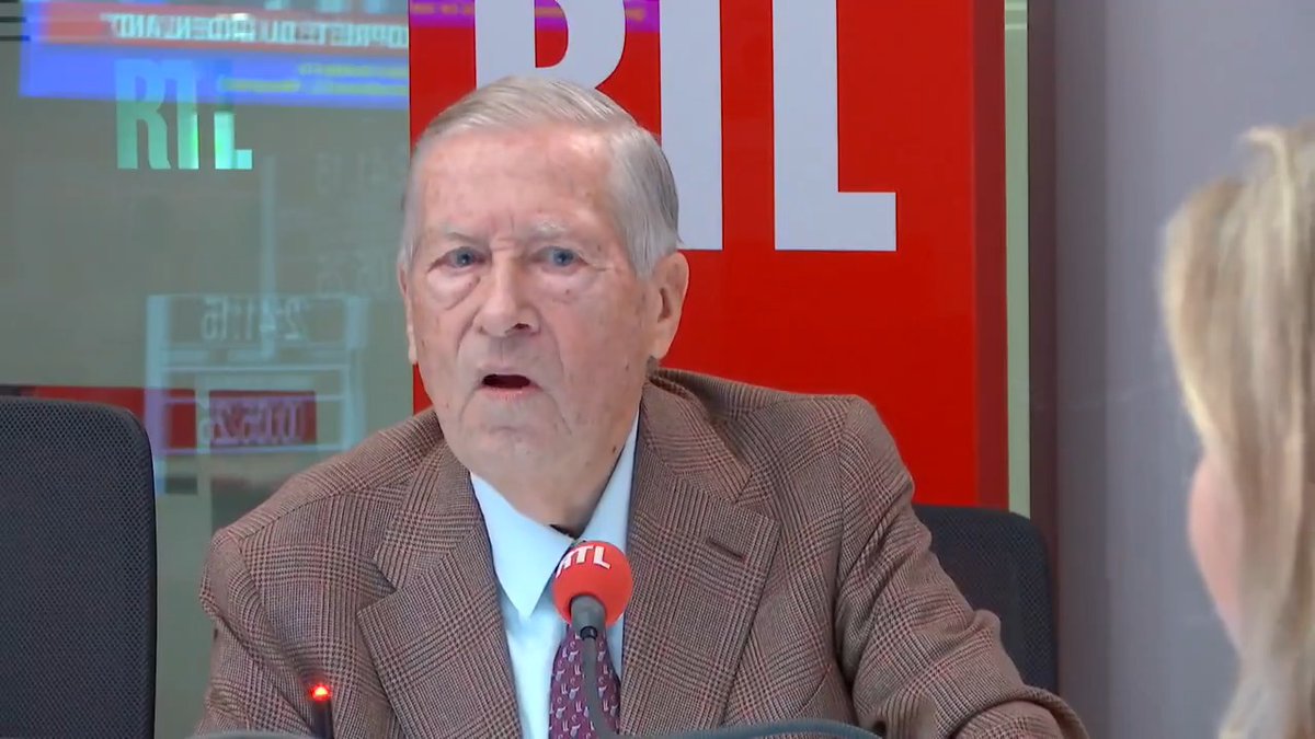 Gabriel Attal : "C'est un animal politique, le talent politique il l'a, il n'y en a pas 50 qui ont ce talent" Alain Duhamel, éditorialiste politique auteur de "Les politiques, portraits et croquis", au micro d'Anne-Sophie Lapix #RTLSoir