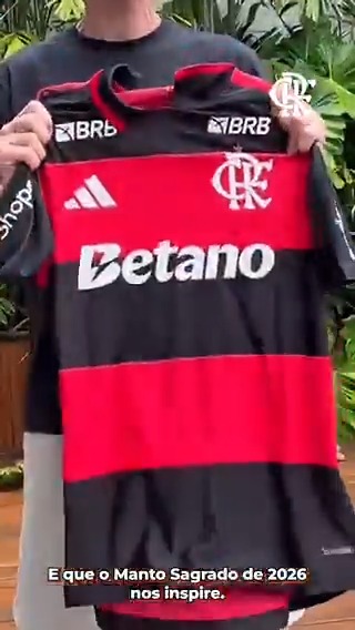 Consagrado pelas nossas cores, protegido pela fé de mais de 45 milhões de corações, apoiado pelo talento dos nossos craques. O Flamengo veio pra vencer. Envie sua foto com o Manto 2026 e marque sua cidade em Somos uma Nação!