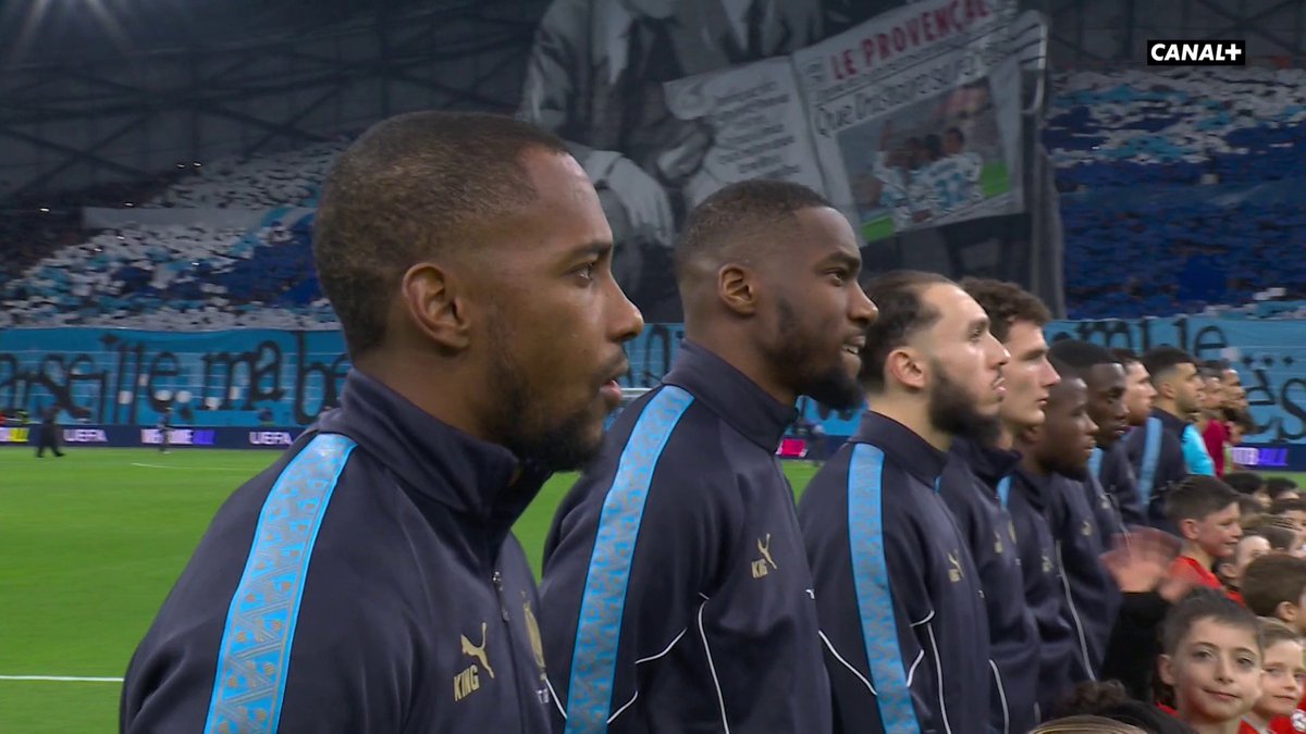 « 𝗣𝗥𝗘̂𝗧 𝗔̀ 𝗠𝗢𝗨𝗥𝗜𝗥 𝗣𝗢𝗨𝗥 𝗟𝗔 𝗚𝗟𝗢𝗜𝗥𝗘 𝗗𝗘 𝗠𝗢𝗡 𝗘́𝗧𝗘𝗡𝗗𝗔𝗥𝗗 ! » 🤩 « 𝗤𝗨𝗘 𝗟’𝗛𝗜𝗦𝗧𝗢𝗜𝗥𝗘 𝗦𝗘 𝗥𝗘́𝗣𝗘̀𝗧𝗘. » 🤩 LE VÉLODROME EST MAGNIFIQUE POUR CE SOIR D’EUROPE FACE À LIVERPOOL. 🌋💙🤍 𝗨𝗡𝗜𝗤𝗨𝗘. 🎥 CANAL+