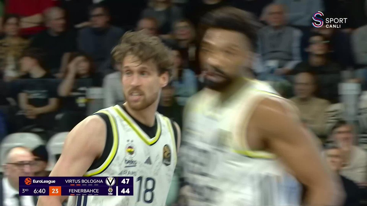 💛💙 De Colo'nun saha görüşü Khem Birch'in dışarıya çıkarması ve sol forvetten gelen Mikael Jantunen üçlüğü... Kusursuz hücum.