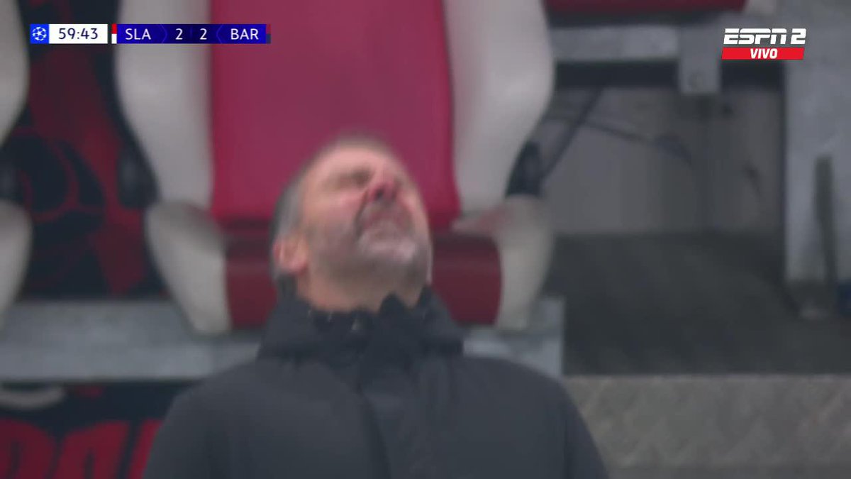 😨 HANSI FLICK NO LO PODÍA CREER... ¡Atención a la reacción del DT de Barcelona al ver a Pedri lesionado! 📺 Toda la #UCL por #DisneyPlus Plan Premium