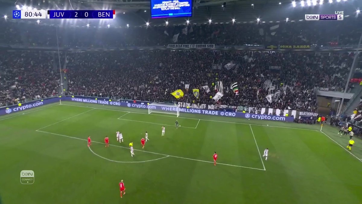 🔔 أغرب تنفيذ لركلة جزاء ستراه اليوم 🤯 بنفيكا يهدر ركلة جزاء اتيحت له أمام يوفنتوس، عن طريق بافليديس ✍️