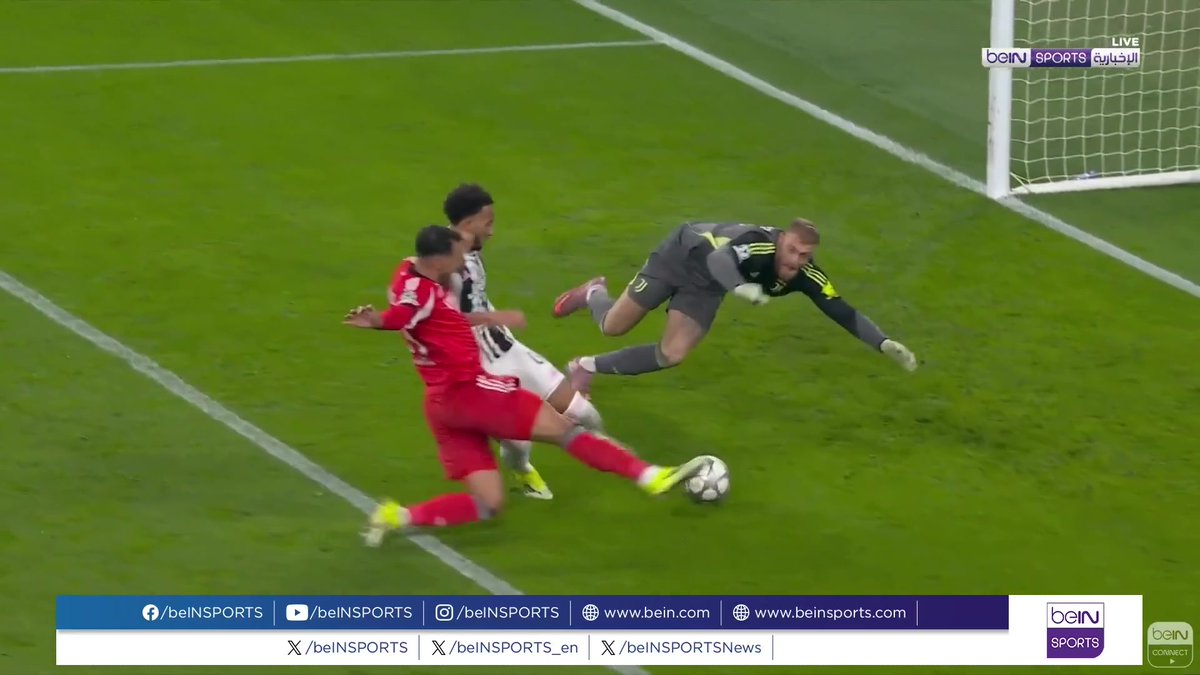 🟣🎥تقرير خاص | حقق يوفنتوس فوز ثمينا على ضيفه بنفيكا 2 - 0 ضمن مرحلة الدوري لدوري أبطال أوروبا. فوز كسر عقدة بنفيكا بعد خمسة انتصارات متتالية للفريق البرتغالي على السيدة العجوز في البطولات الأوروبية 🎙️تقرير | خالد السويدان خالد السويدان