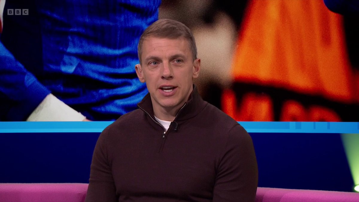 "He's going to have to learn very quickly." 🧠 Stephen Warnock believes Liam Rosenior has a tough job on his hands at Chelsea despite three wins from his first four games.