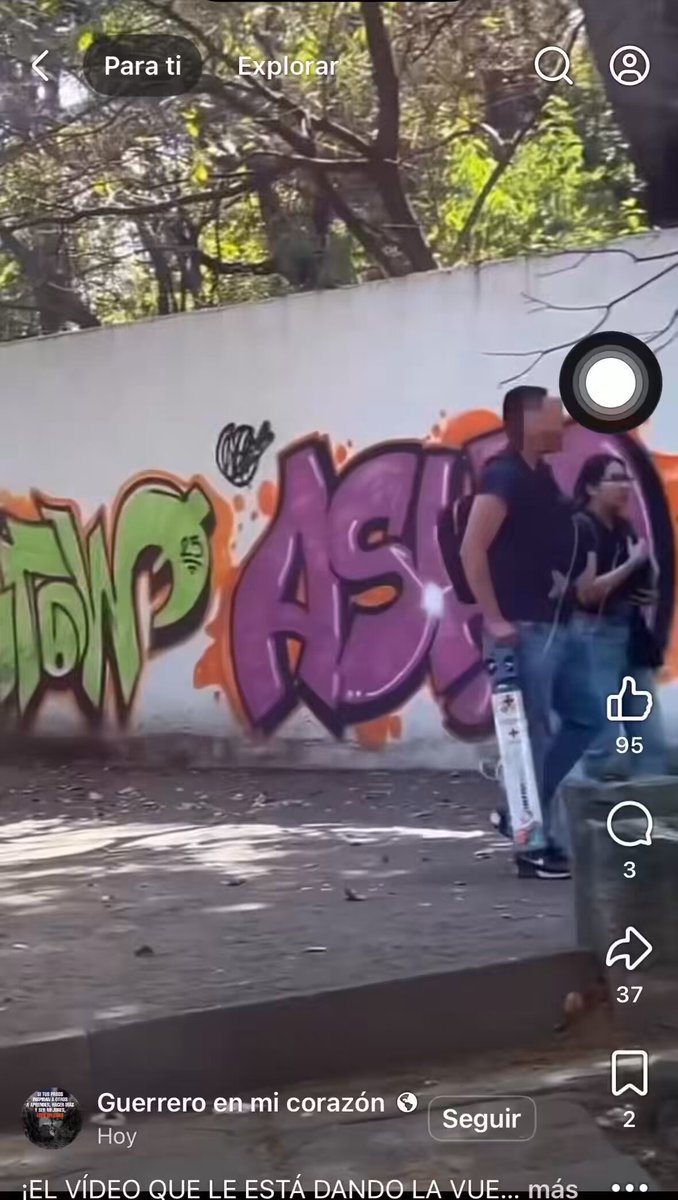 Buscan a padres que caminaban por CDMX con sus bebés y tanques de oxígeno; quieren regalarles un auto. RT para que X haga su magia 🙏🏻✨✨🙏🏻