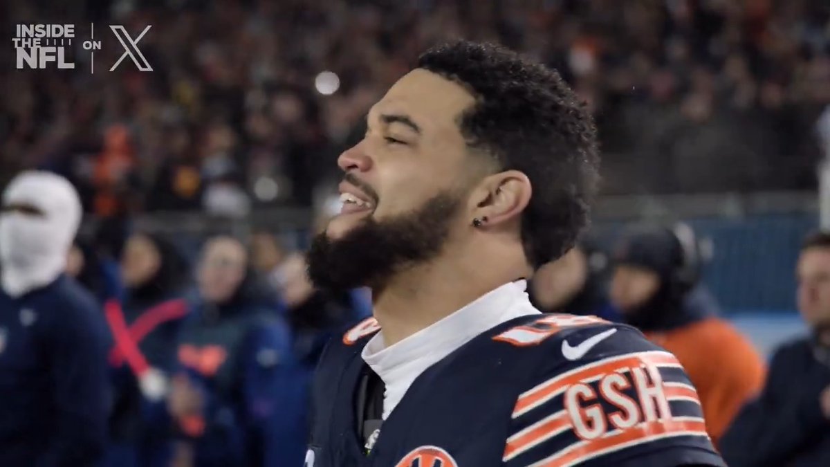 Anthem aura 10/10 🎤 Jim Cornelison | Chicago Bears