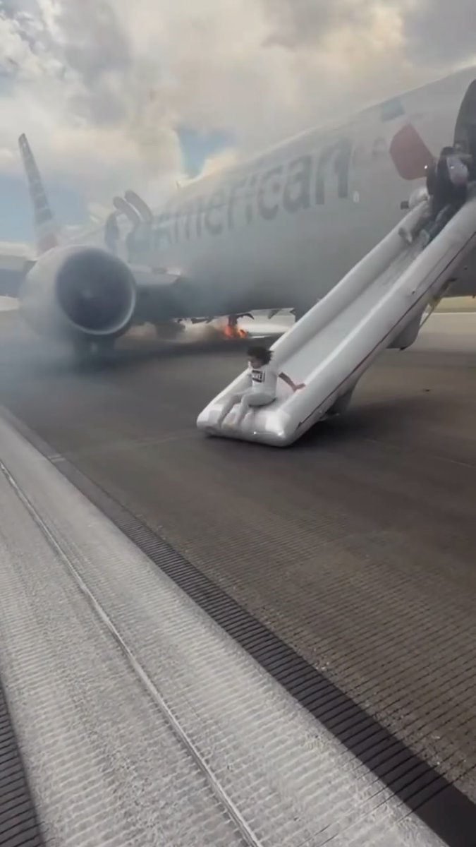 Anyone that exited the plane with luggage should be put on the no fly list