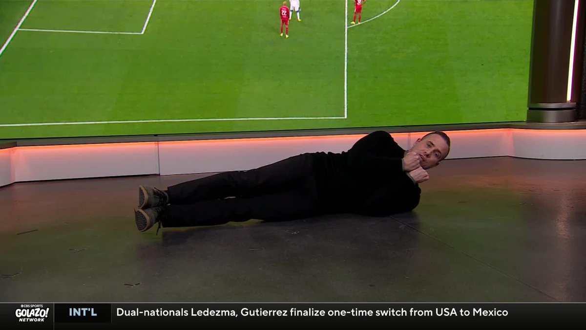 "Don't jump!" 𝐈𝐀𝐍 𝐏𝐀𝐔𝐋 𝐉𝐎𝐘 breaks down THAT Dominik Szoboszlai free kick 😅