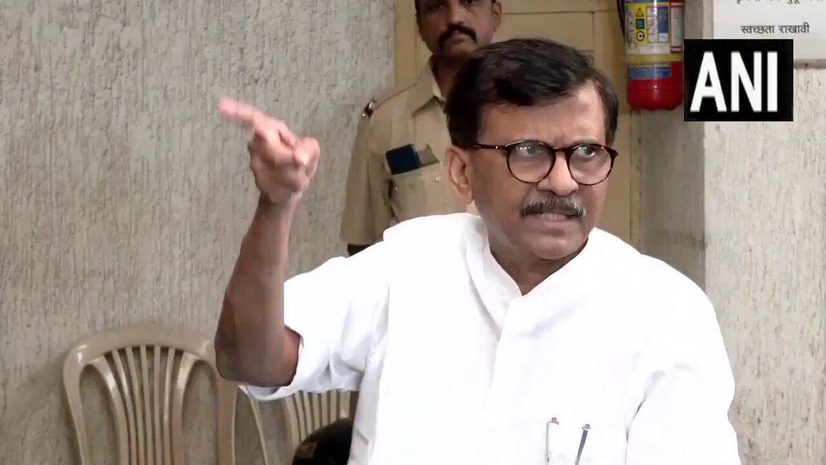 #WATCH Mumbai: On MNS leaders supporting Eknath Shinde's Shiv Sena in Kalyan-Dombivli Municipal Corporation, Shiv Sena (UBT) leader Sanjay Raut says, "...Raj Thackeray is very distressed by the way the local people have taken this decision. Raj Sahab says that this is not his role. This is not his party's role... If the local people have made a decision against the party, then strict action should be taken against them. Just as in Ambernath, when 12 Congress councillors joined the BJP, they were expelled from the party. In our party too, whoever works against us is expelled..." (21.01)