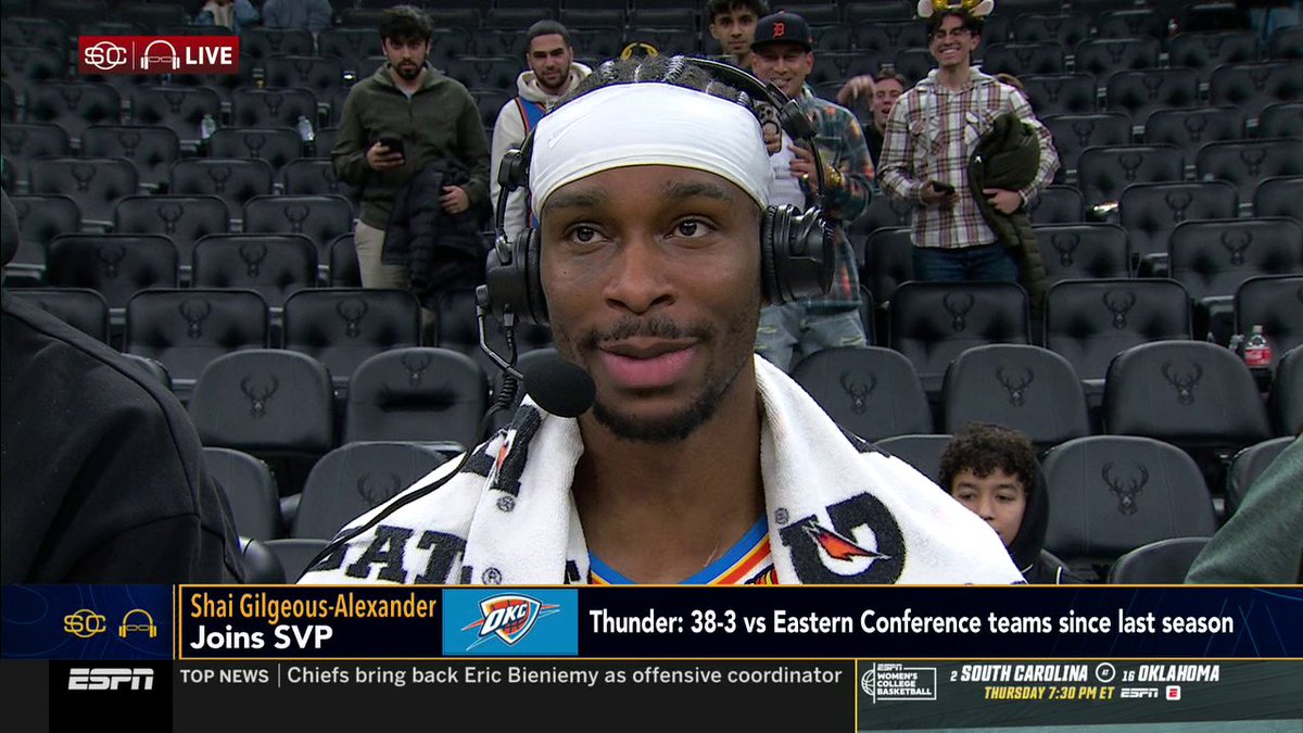 "You gotta tighten this up, you can't be missing layups." Scott Van Pelt messing with Shai as the reigning MVP beats himself up for missing three shots in the 20-point win vs. the Bucks 😂