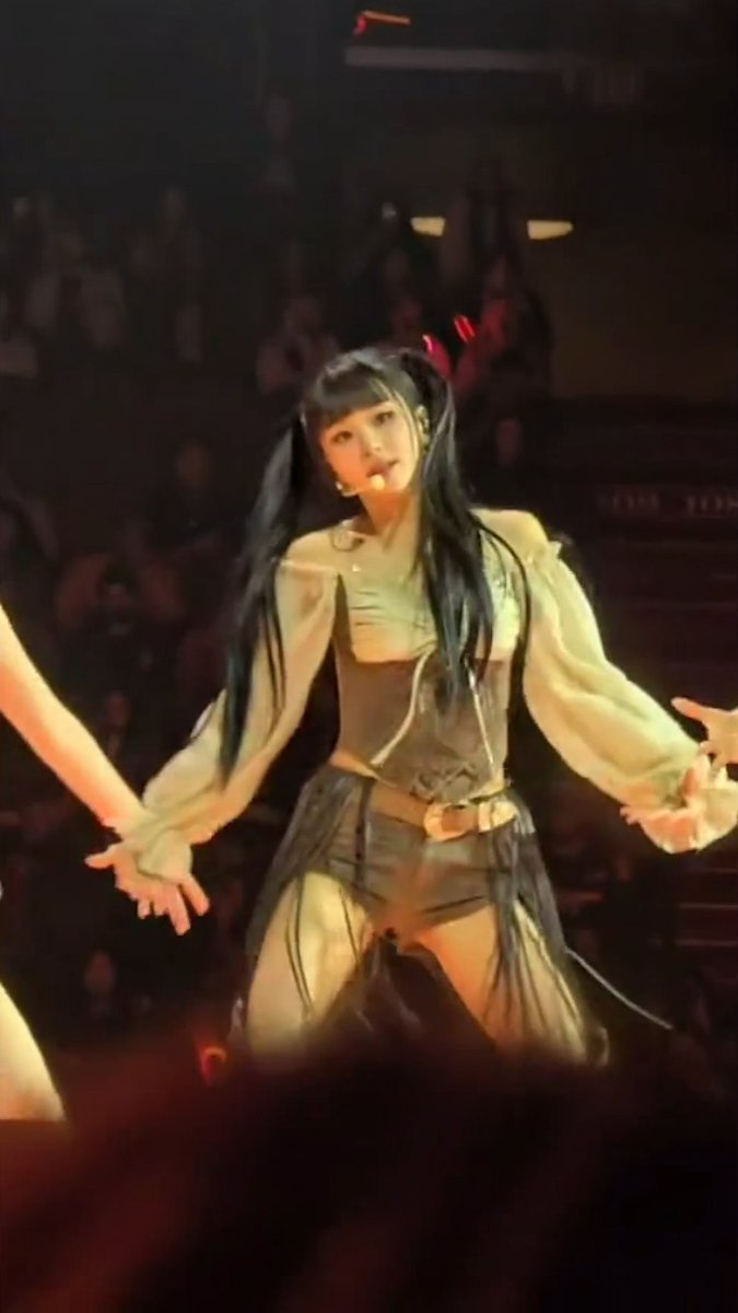 RIGHT HAND GIRL CHAEYOUNG WITH BANGS AND PIGTAILS