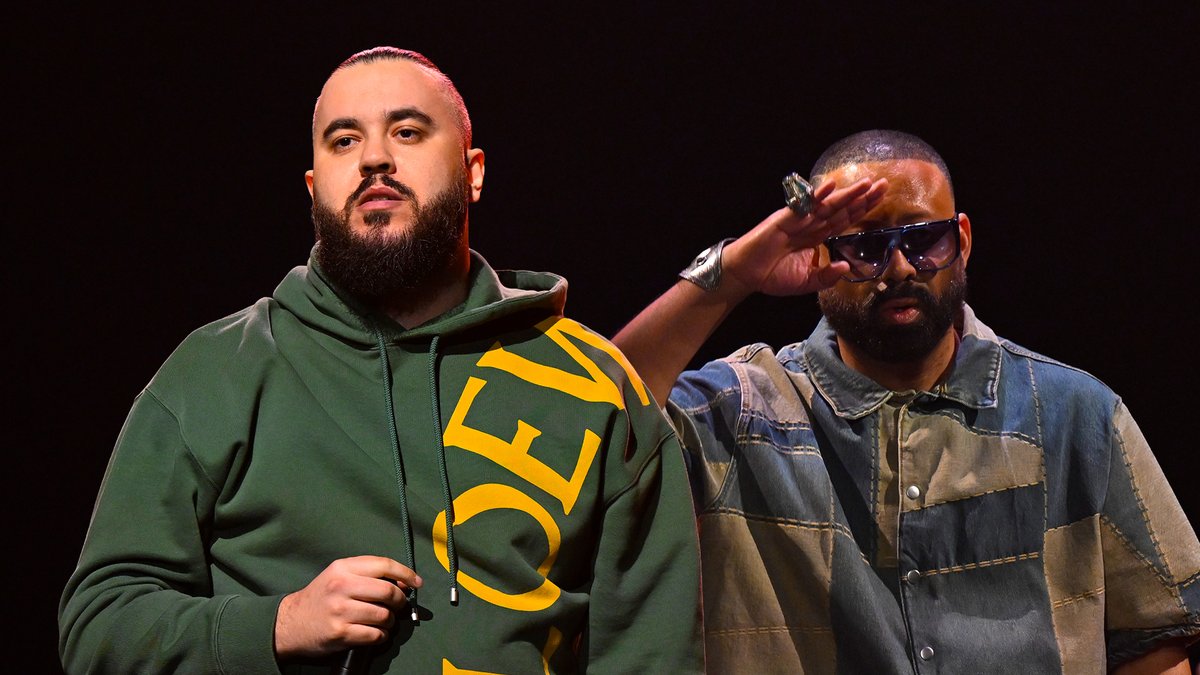 .Your Old Droog and Madlib perform "Gumby" and "The Edge"! Watch the full performance ⬇️ #FallonTonight