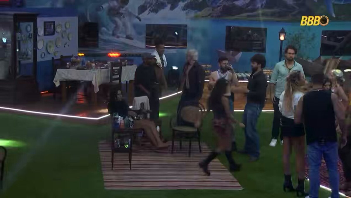 O JULIANO TENTANDO ESCAPAR DO MATHEUS KKKK #BBB26