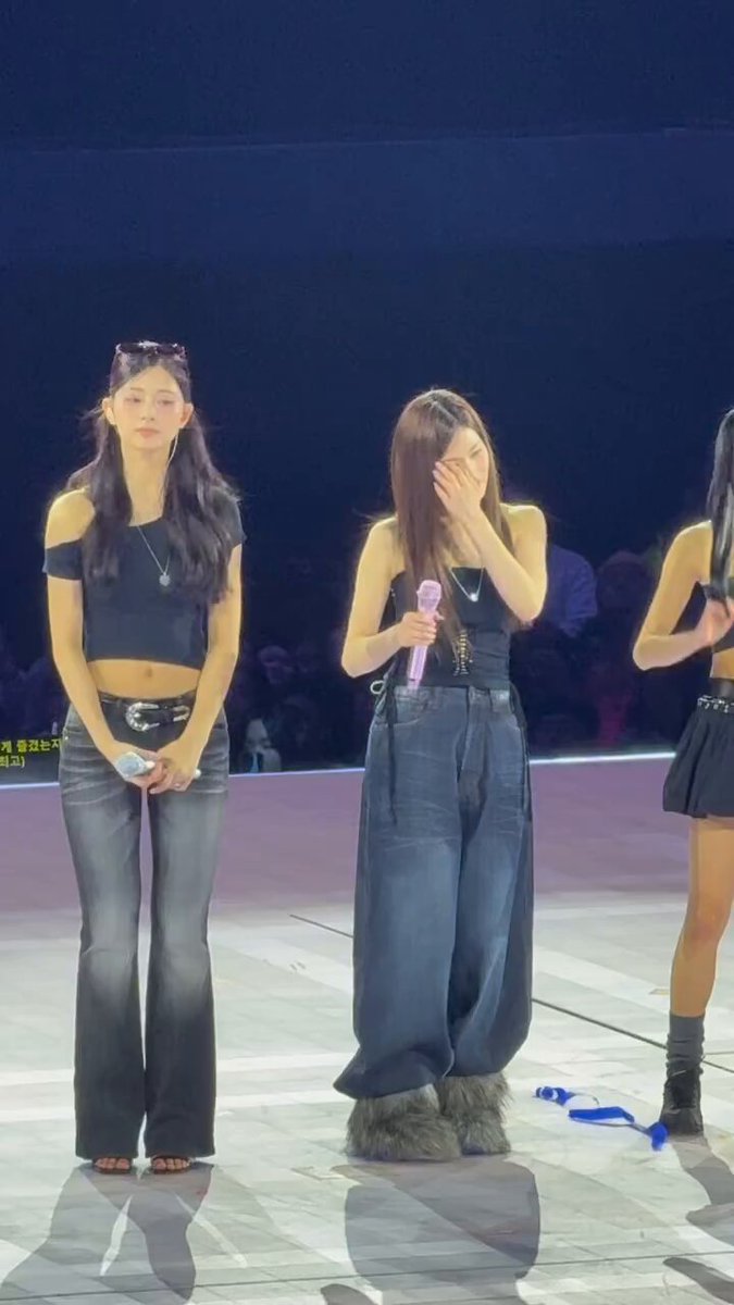 SOMEONE SAVE ME FROM THIS SATZU CUTENESS😭 CALI KNOWS WHAT IS LOVE #THISISFOR_INGLEWOOD_D1 #TWICE_THISISFOR_WORLD_TOUR #TWICE #SANA #TZUYU TWICE