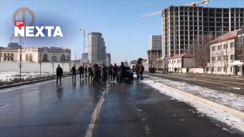 🧐 Ramzan Kadyrov has appeared in public for the first time since his son’s accident and visited the site of a possible crash The head of Chechnya published a video of his trip to Staropromyslovskoye Highway in Grozny — a location that Chechen opposition media have identified as the possible site of an accident involving Adam Kadyrov on Friday. The next day, the road was closed — officially due to the construction of a new traffic interchange named after… Vladimir Putin. Today, Kadyrov Sr. arrived there for an “inspection”. In the video, Grozny’s mayor shows him on a tablet what the future interchange will look like.