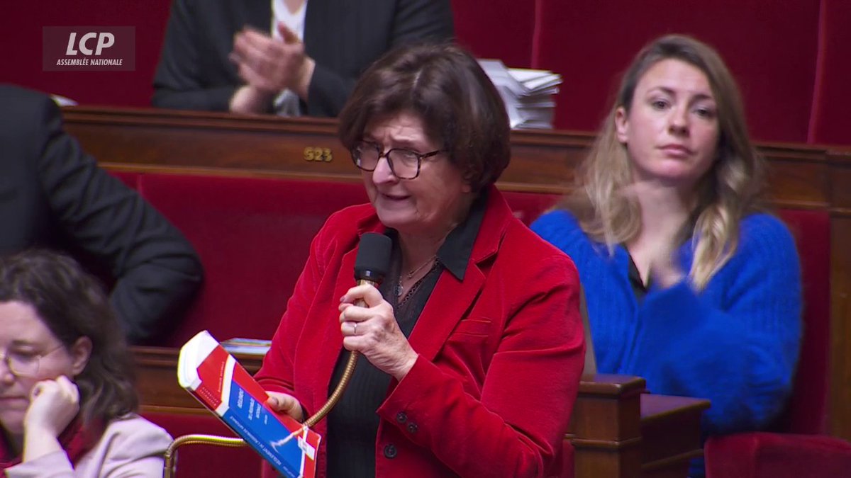 "Les propos qui ont été proférés [par Laurent Jacobelli] aujourd'hui peuvent blesser une très grande majorité d'entre-nous" : la députée PS Colette Capdevielle demande une saisine "immédiate" du bureau et une interruption des travaux. #DirectAN