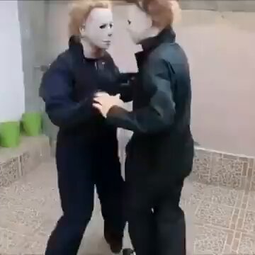 quando eu encontro alguém que também ama filmes de terror.