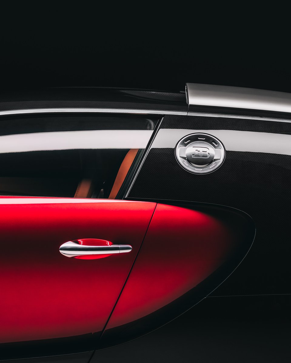 This is what two decades of evolution looks like. The BUGATTI F.K.P. Hommage unites the revolutionary spirit of the VEYRON with the pinnacle of automotive development. #BUGATTI #SOLITAIRE – WLTP: