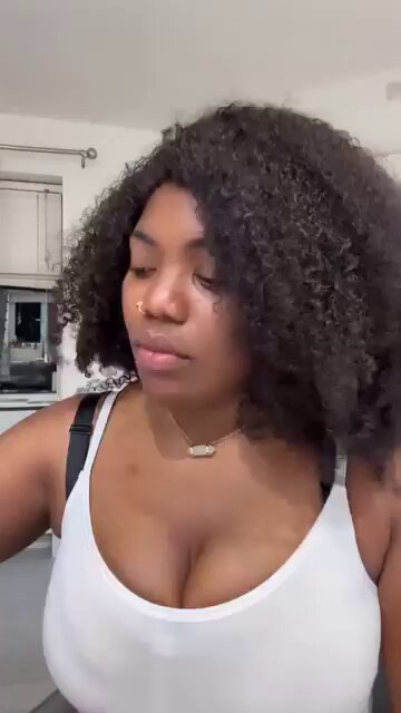 I’m actually glad she made this video. VDM has consistently disrespected Igbo people, and what’s even more disappointing is how some of his Igbo followers keep enabling and excusing it.