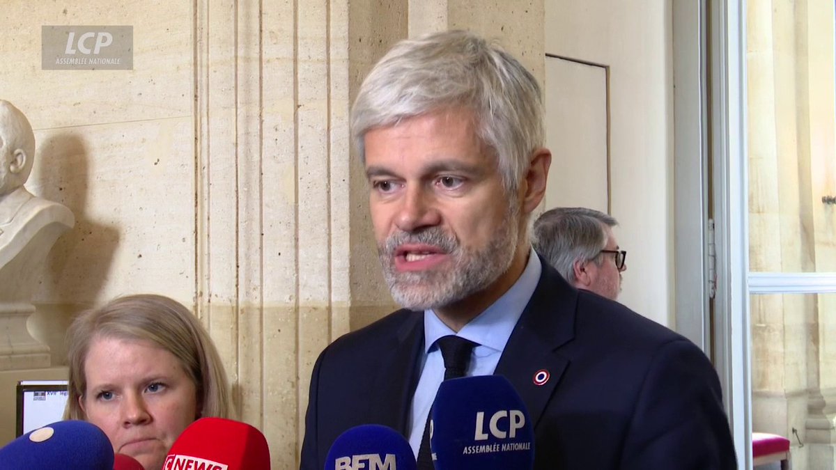 "La France insoumise a basculé maintenant dans un système où ils veulent mettre le chaos partout, dans toutes les institutions, partout en France", dénonce Laurent Wauquiez, qui évoque un "travail de blocage" de la niche parlementaire de la Droite républicaine. #DirectAN