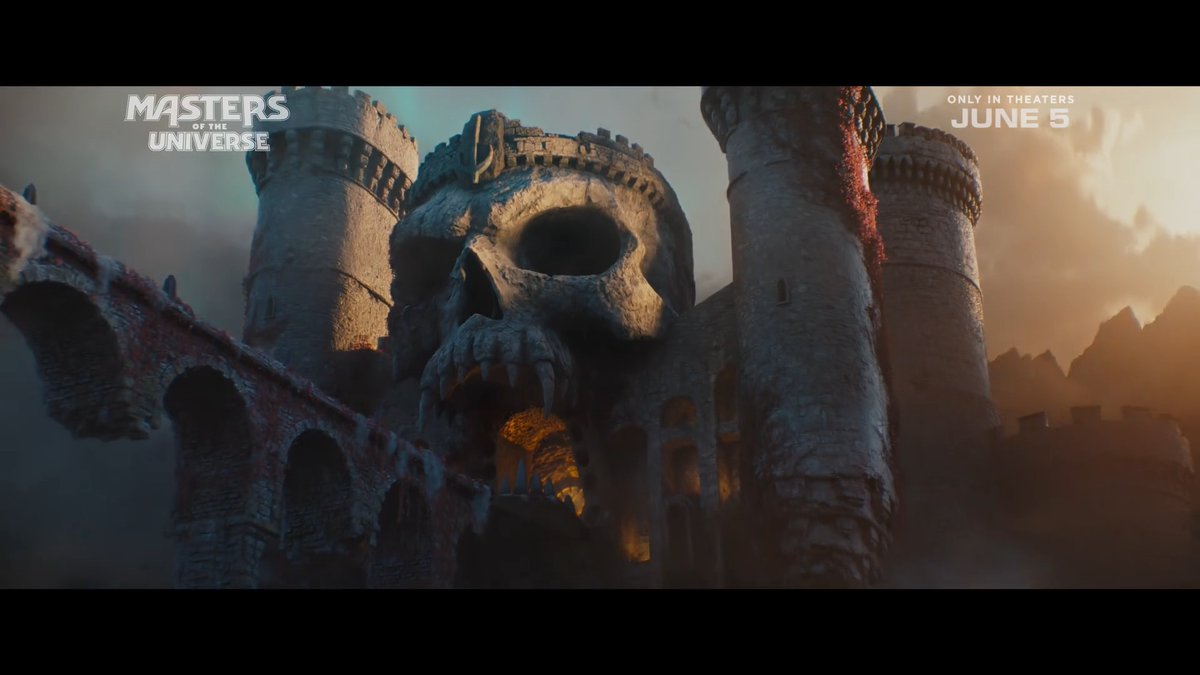 #MastersOfTheUniverse trailer shows the return of #HeMan and #Skeletor ⚔️ Who's ready?